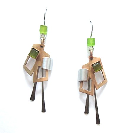 Brushed Gold Rectangle Dangles with Green Catsite - Click Image to Close